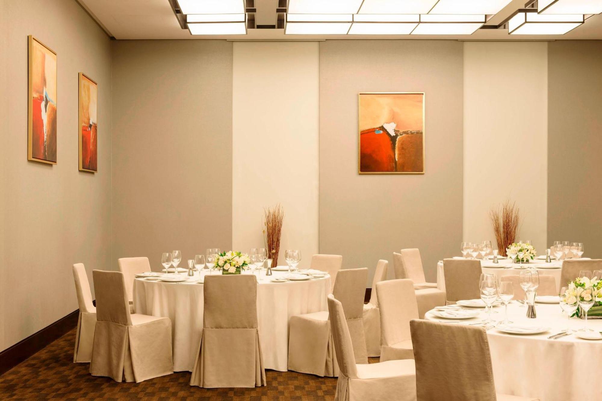 Le Meridien City Centre Bahrain Манама Экстерьер фото The ballroom
